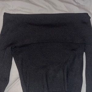 Off-the-shoulder ribbed top from H&M